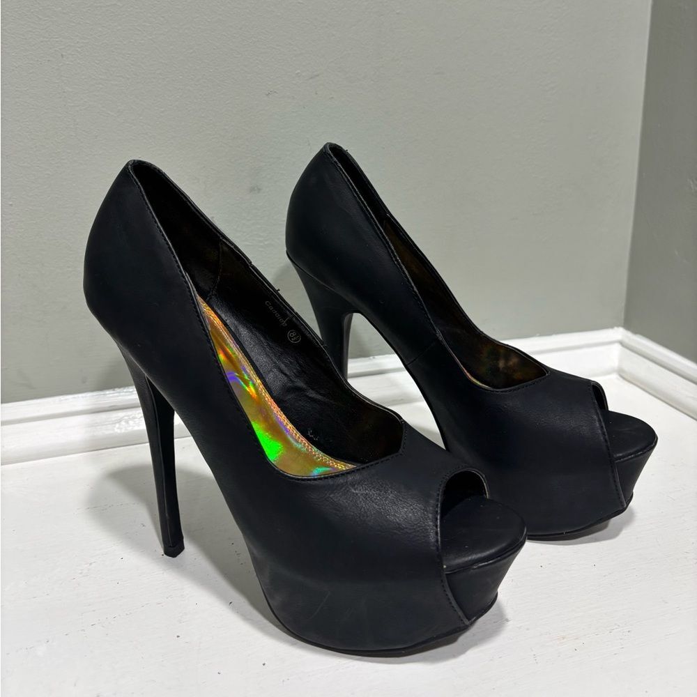 Herstyle Black Peep-Toe Party Platform Heels- size 8.5